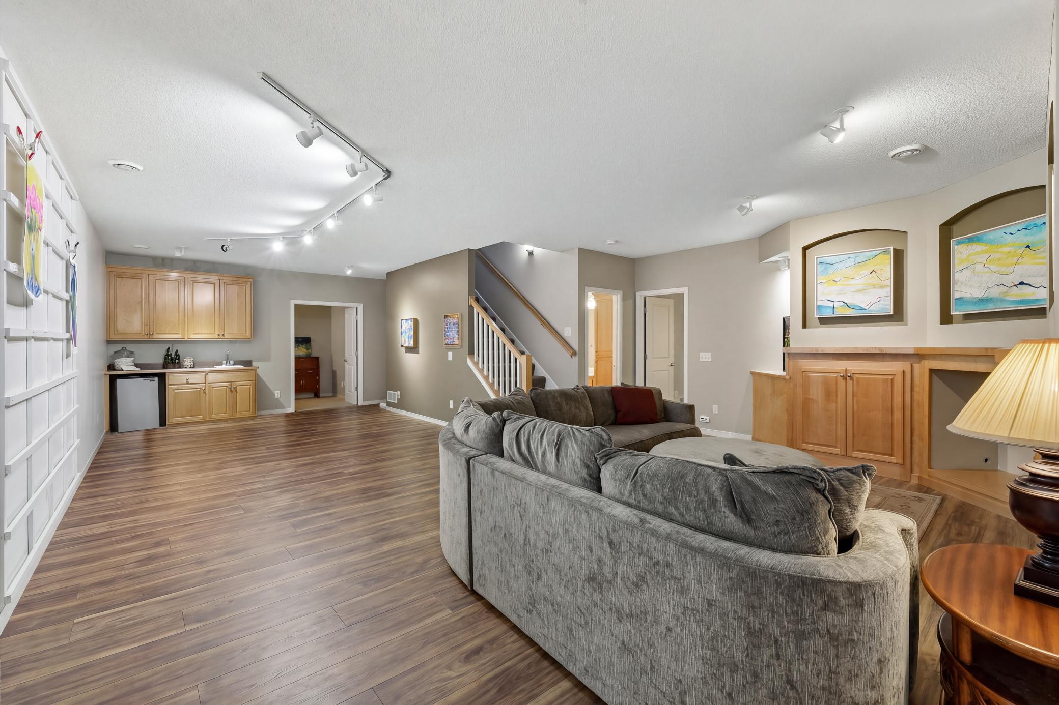 Flooring is an AI photo seller is replacing with LVP it is on order and will be completed in October
