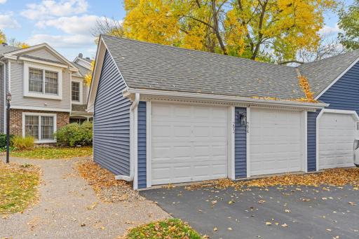 10932 Quebec Avenue S, Bloomington, MN 55438