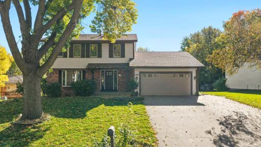 Photo for 12575 Fescue Court, Eden Prairie, MN 55347 - listing #7155404 12575 Fescue Court, Eden Prairie, MN 55347