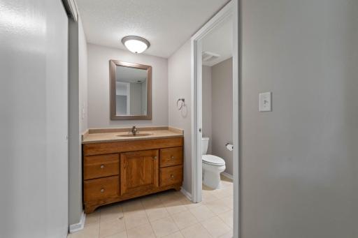 6421 Colony Way, 2A, Edina, MN 55435