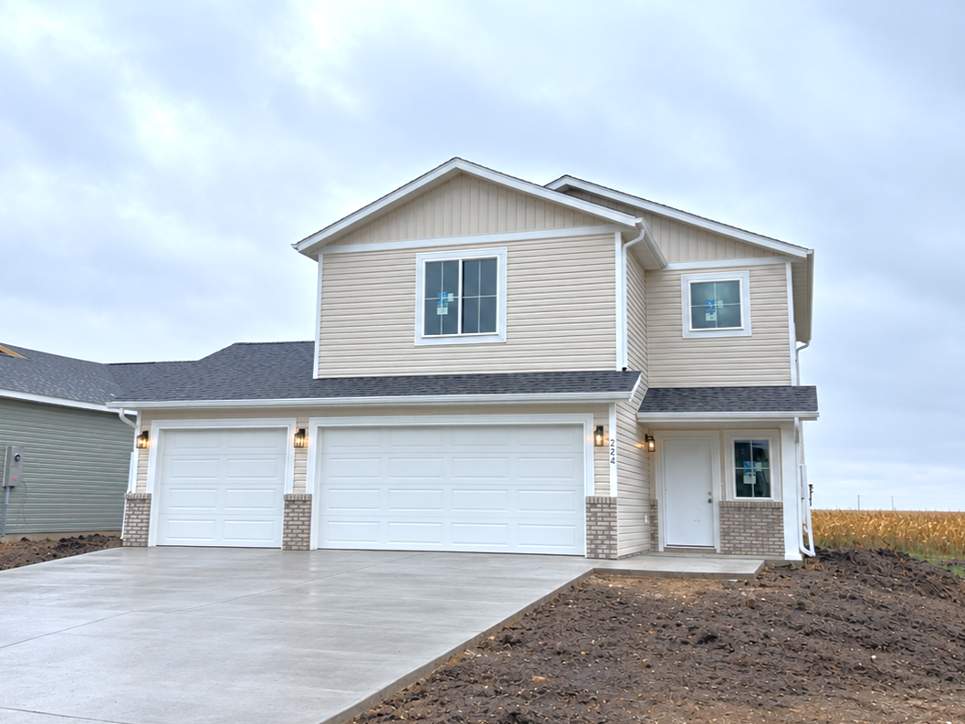 Property photo for 224 Lionheart Drive, Horace, ND 58047