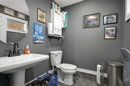 Workshop 1/2 Bathroom