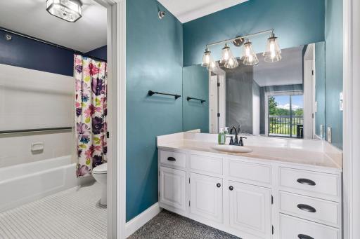 3801 W 98th Street, 208, Bloomington, MN 55431