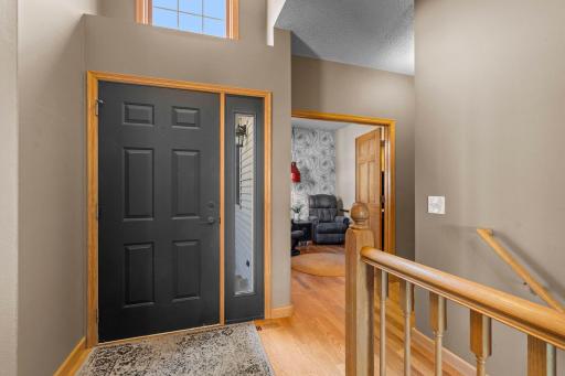 16345 Crystal Hills Circle, Lakeville, MN 55044
