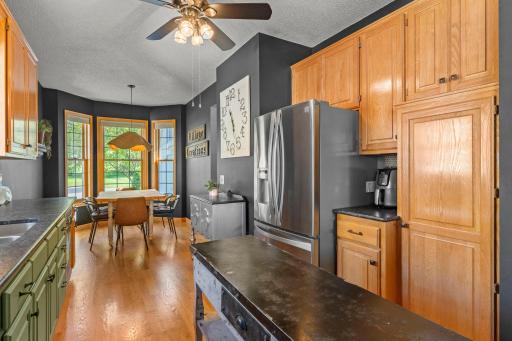 16345 Crystal Hills Circle, Lakeville, MN 55044