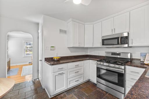5301 36th Avenue S, Minneapolis, MN 55417