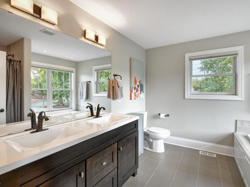 1173 Saint Paul Avenue, Saint Paul, MN 55116