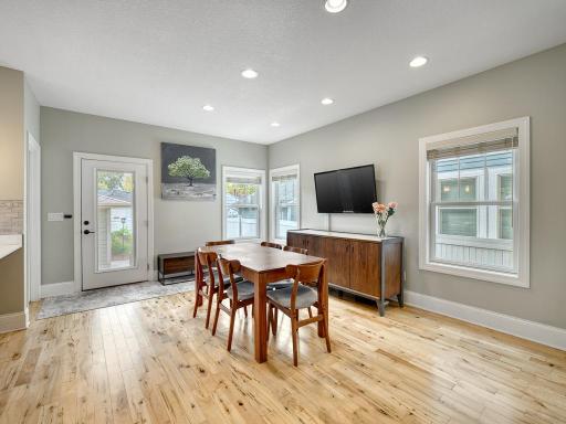 1173 Saint Paul Avenue, Saint Paul, MN 55116