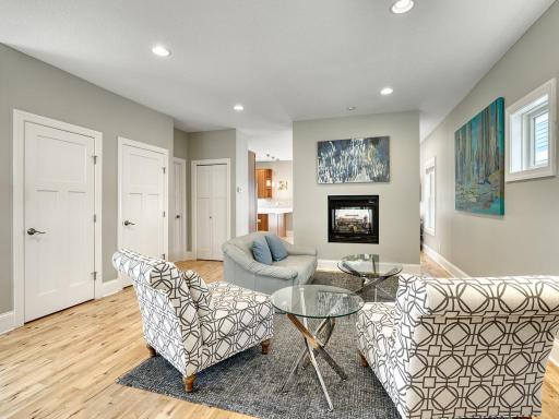 1173 Saint Paul Avenue, Saint Paul, MN 55116