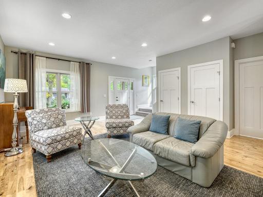 1173 Saint Paul Avenue, Saint Paul, MN 55116