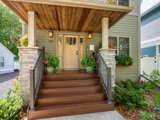 1173 Saint Paul Avenue, Saint Paul, MN 55116