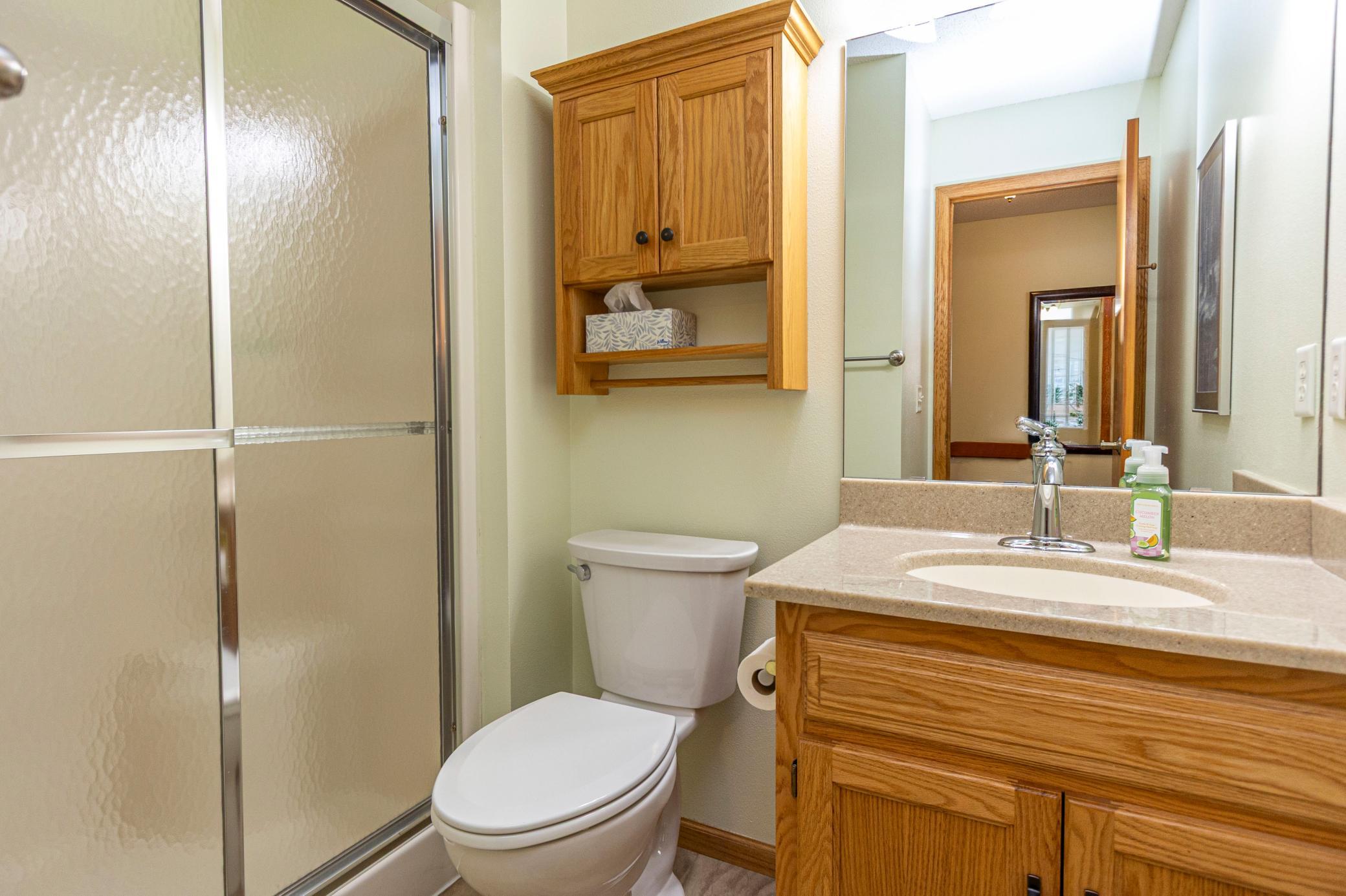 Full Bathroom