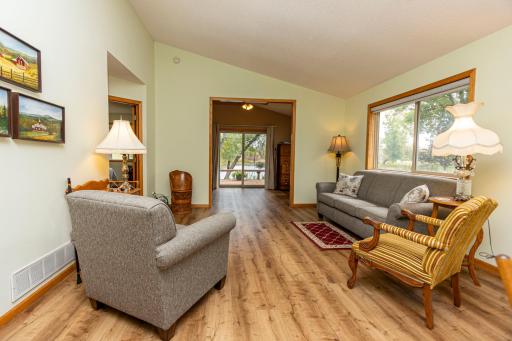 1210 7th Avenue E, Alexandria, MN 56308