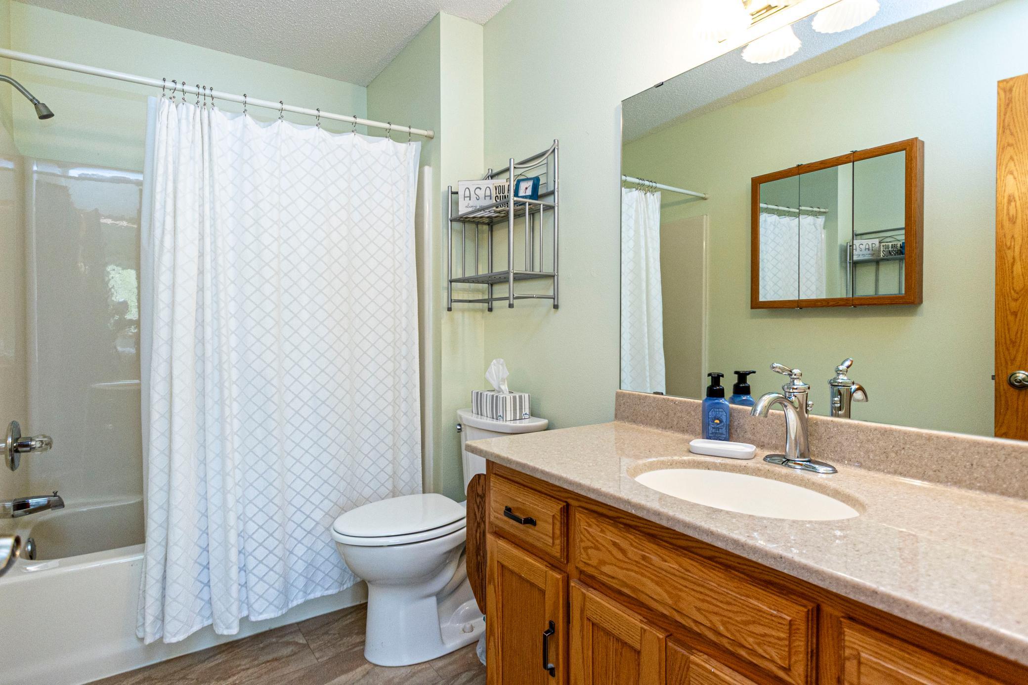 Full Primary Bathroom