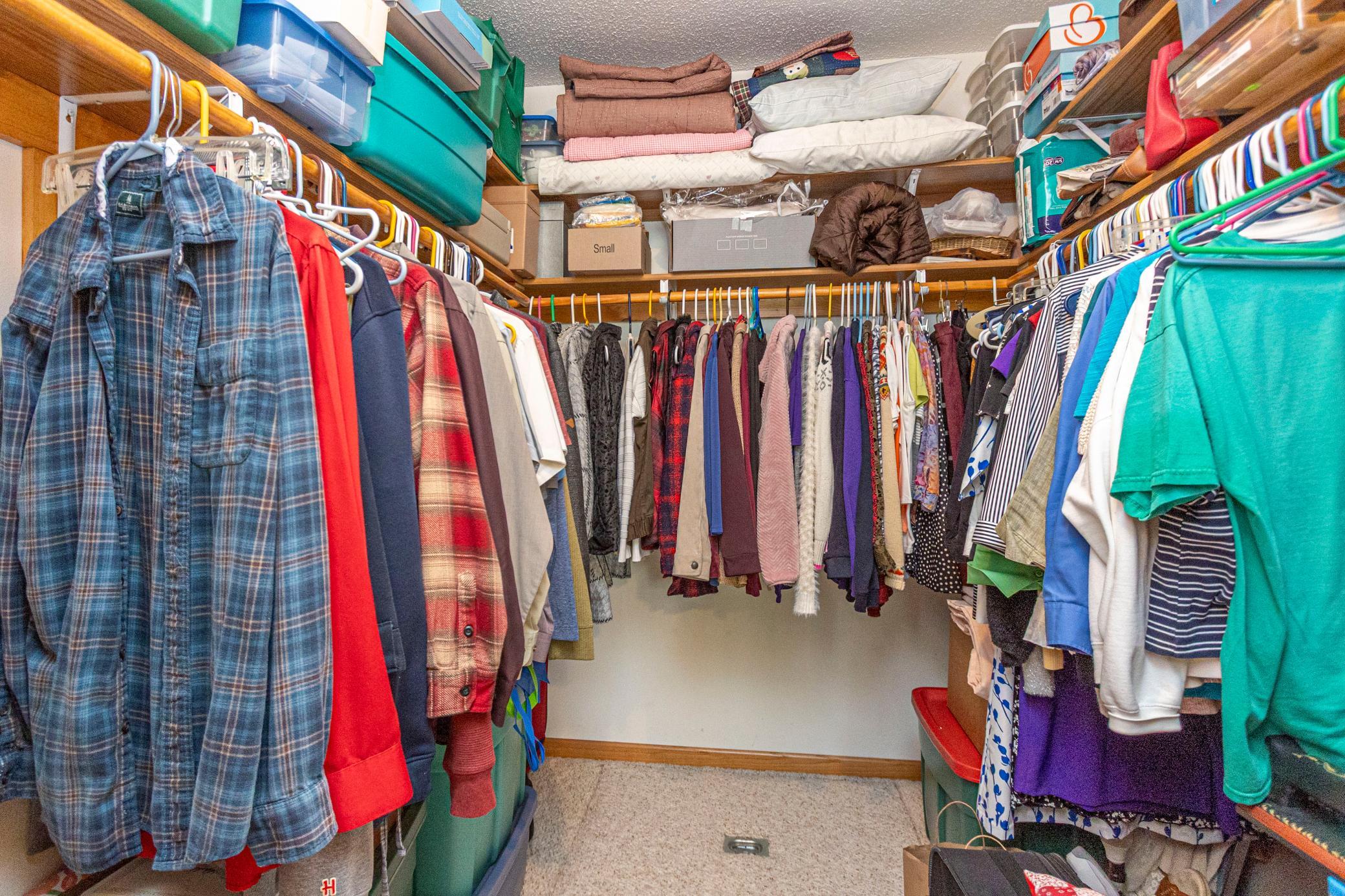 Large Primary Walk in Closet
