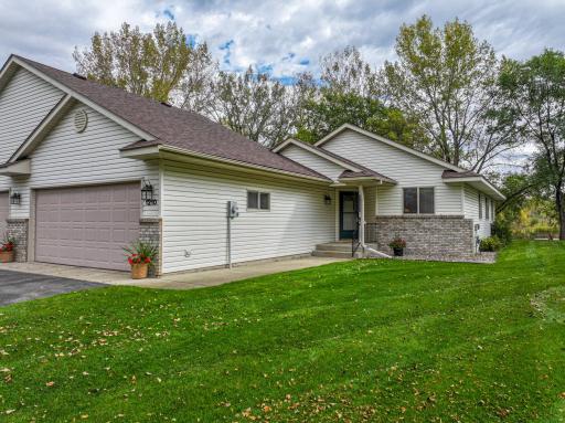1210 7th Avenue E, Alexandria, MN 56308