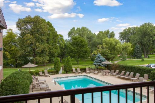 4820 Park Commons Drive, 118, Saint Louis Park, MN 55416