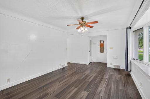 790 Nevada Avenue E, Saint Paul, MN 55106