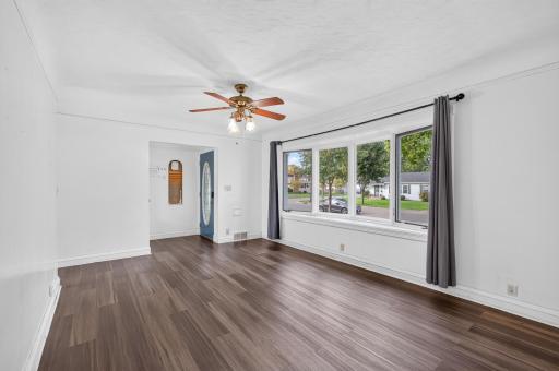 790 Nevada Avenue E, Saint Paul, MN 55106