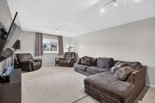 3738 131st Lane NW, Coon Rapids, MN 55448