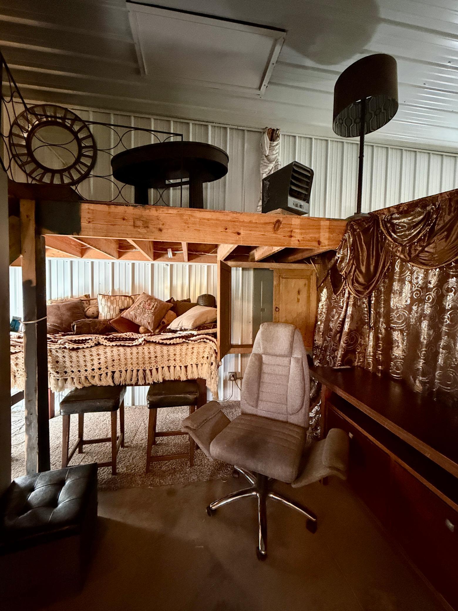 Office / Loft area