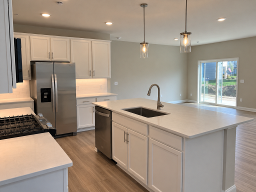 17982 Genoa Drive, Lakeville, MN 55044