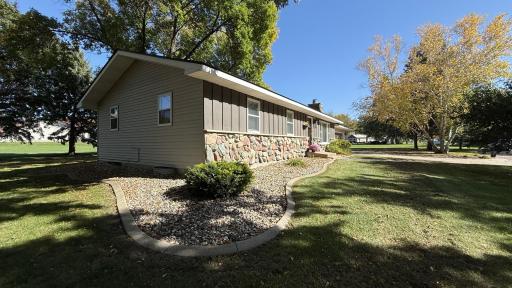 112 Orchard Circle, Montevideo, MN 56265