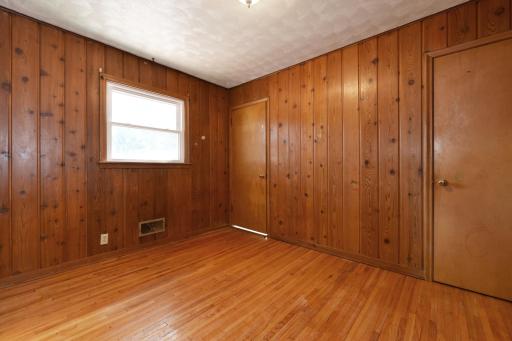 6806 Scott Avenue N, Brooklyn Center, MN 55429