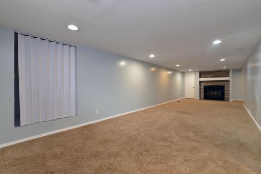 6806 Scott Avenue N, Brooklyn Center, MN 55429
