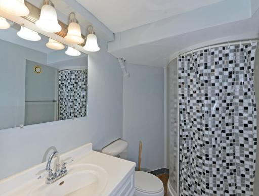 6806 Scott Avenue N, Brooklyn Center, MN 55429