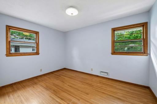 6909 36th Avenue N, Crystal, MN 55427