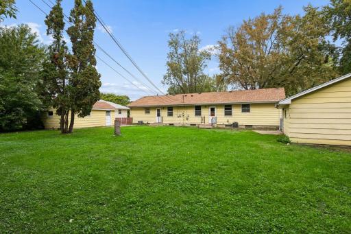 6909 36th Avenue N, Crystal, MN 55427