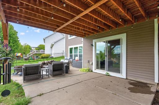 6698 Mackenzie Avenue NE, Albertville, MN 55301