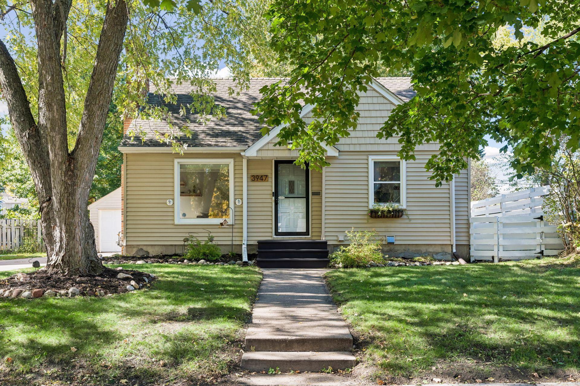 Property photo for 3947 Yates Avenue N, Robbinsdale, MN 55422