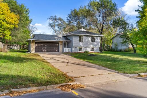 10857 Crooked Lake Boulevard NW, Coon Rapids, MN 55433