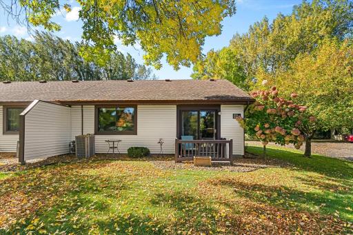 576 Donegal Circle, Shoreview, MN 55126