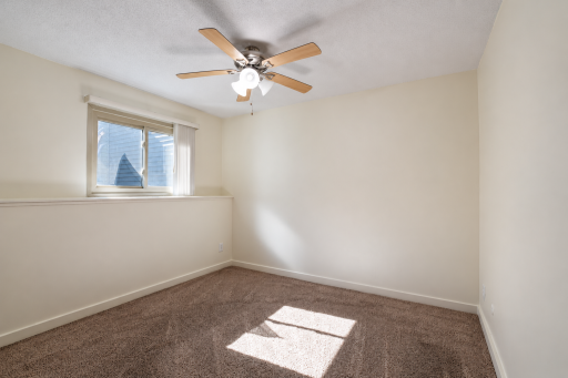 37 Marie Avenue E, West Saint Paul, MN 55118