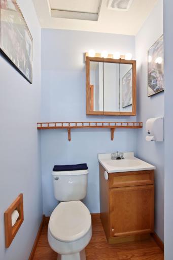 37 Marie Avenue E, West Saint Paul, MN 55118