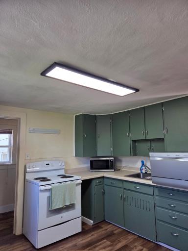 405 1st Avenue E, Abercrombie, ND 58001