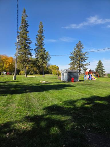 405 1st Avenue E, Abercrombie, ND 58001