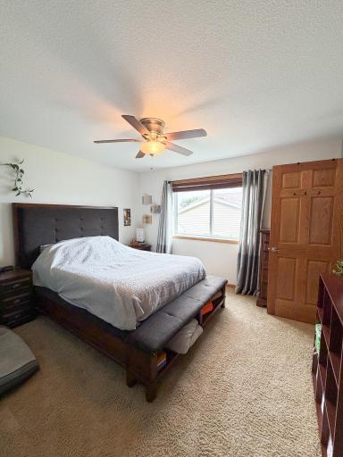 705 25th Avenue NW, Austin, MN 55912