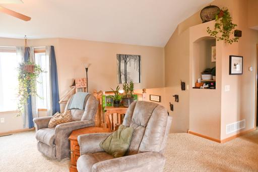 705 25th Avenue NW, Austin, MN 55912