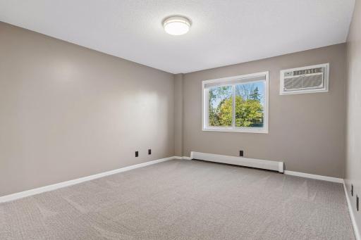 333 8th Street SE, 219, Minneapolis, MN 55414