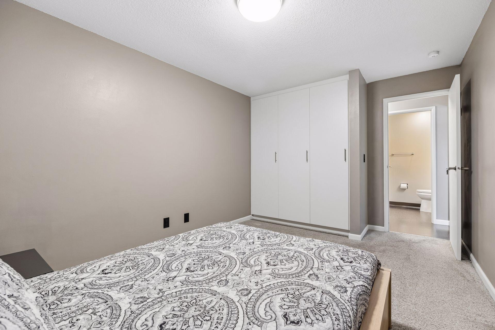 Custom built-in closet