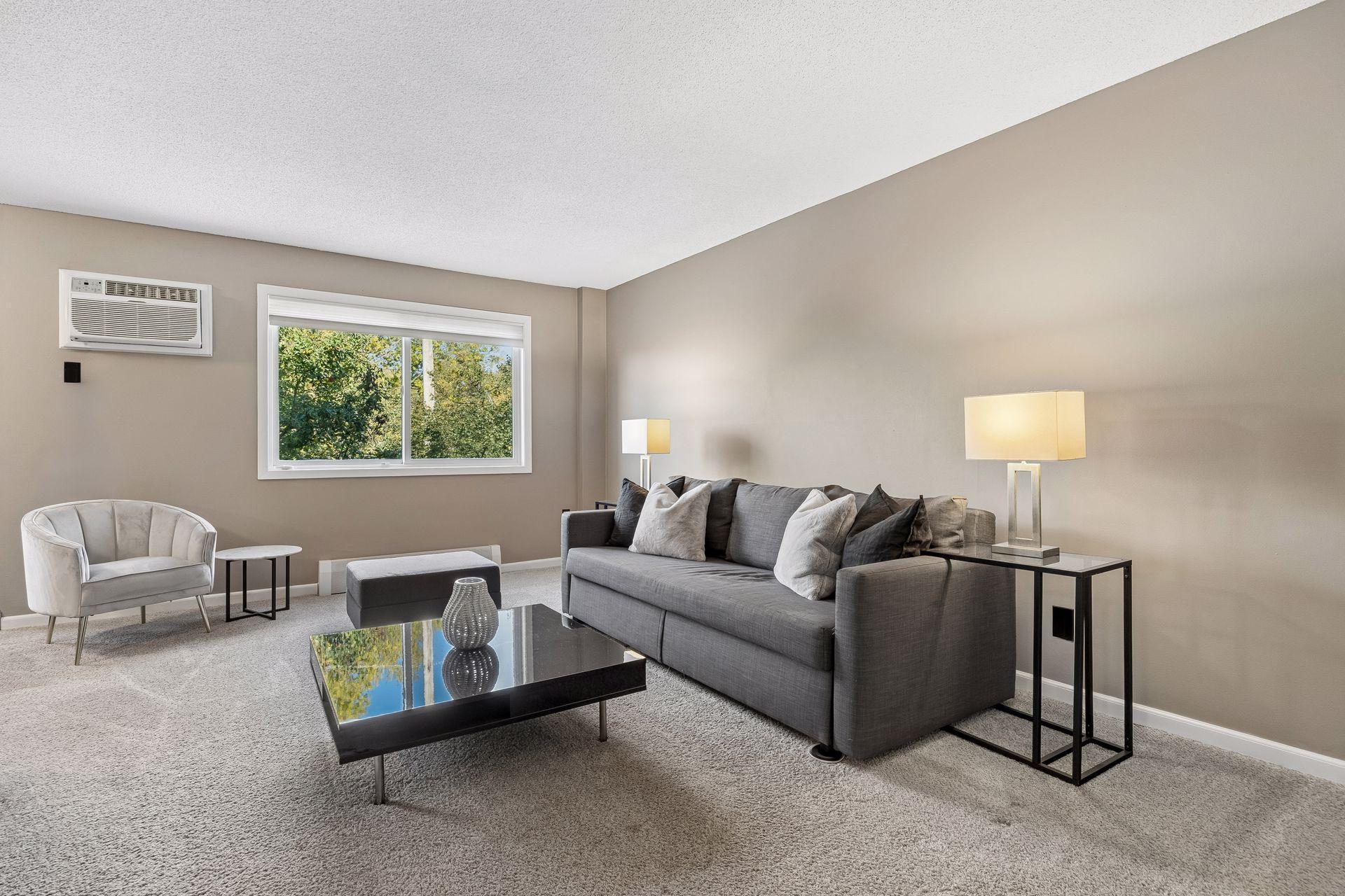Spacious living room