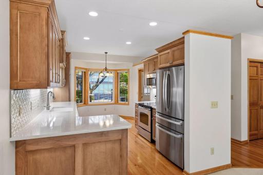 8395 Rosewood Drive, Chanhassen, MN 55317