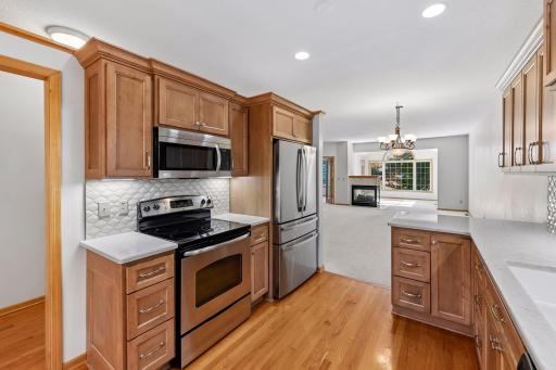 8395 Rosewood Drive, Chanhassen, MN 55317