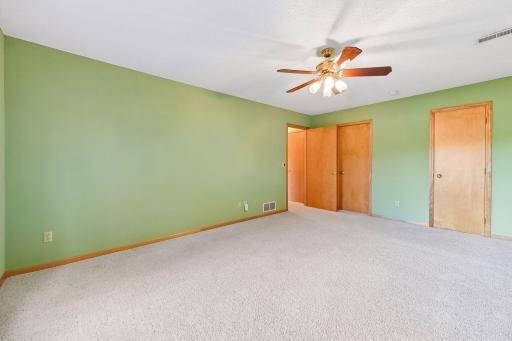 8395 Rosewood Drive, Chanhassen, MN 55317