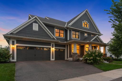 This 5 bed home with bonus room is an entertainers dream! You'll love spending your time in the sport court and using the golf simulator!