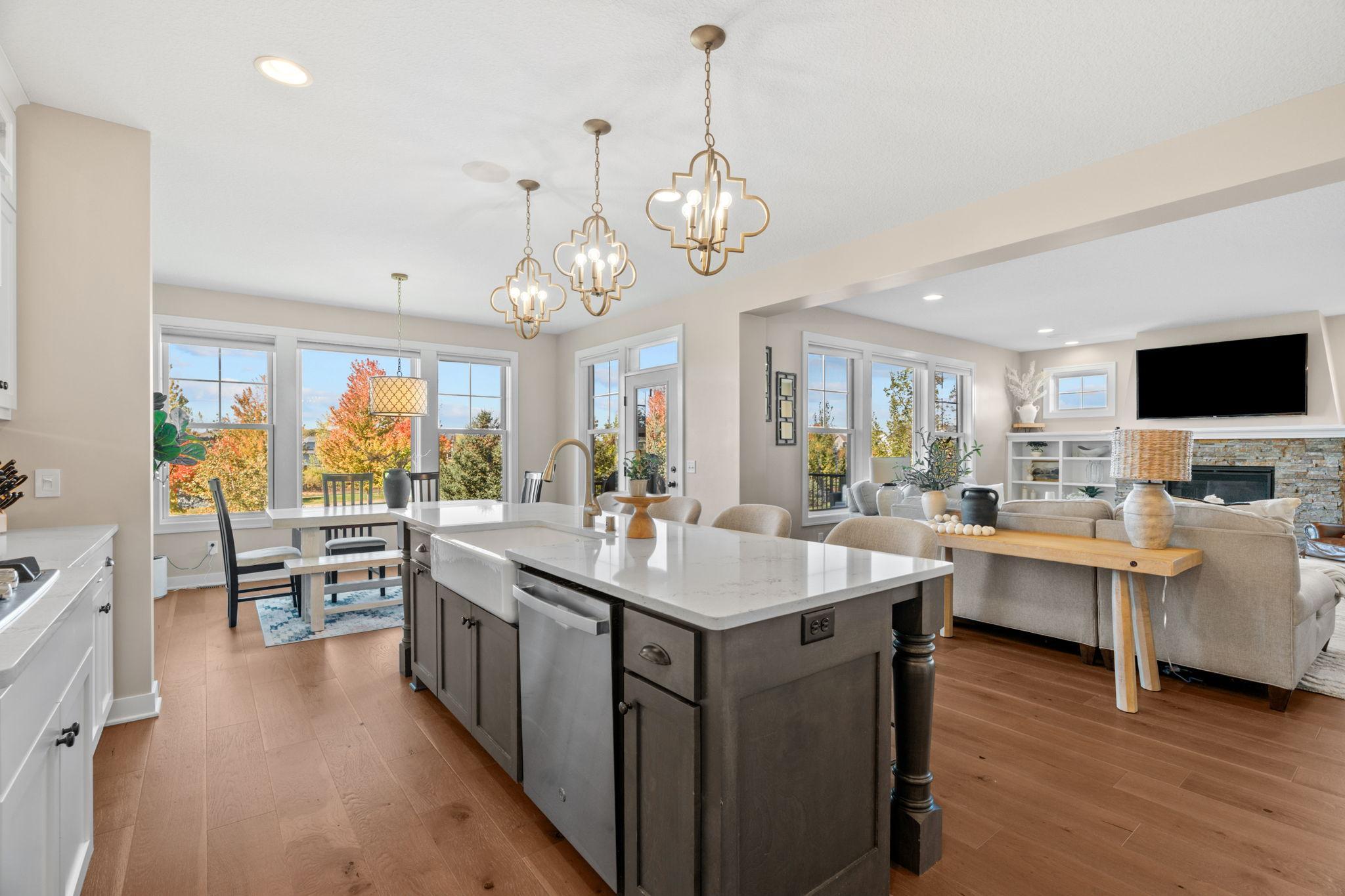 57-web-or-mls-16513 Duluth Trl-47.jpg